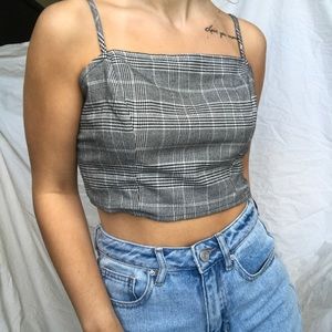 Black & White Houndstooth Crop Tank Top✧
 »EUC!